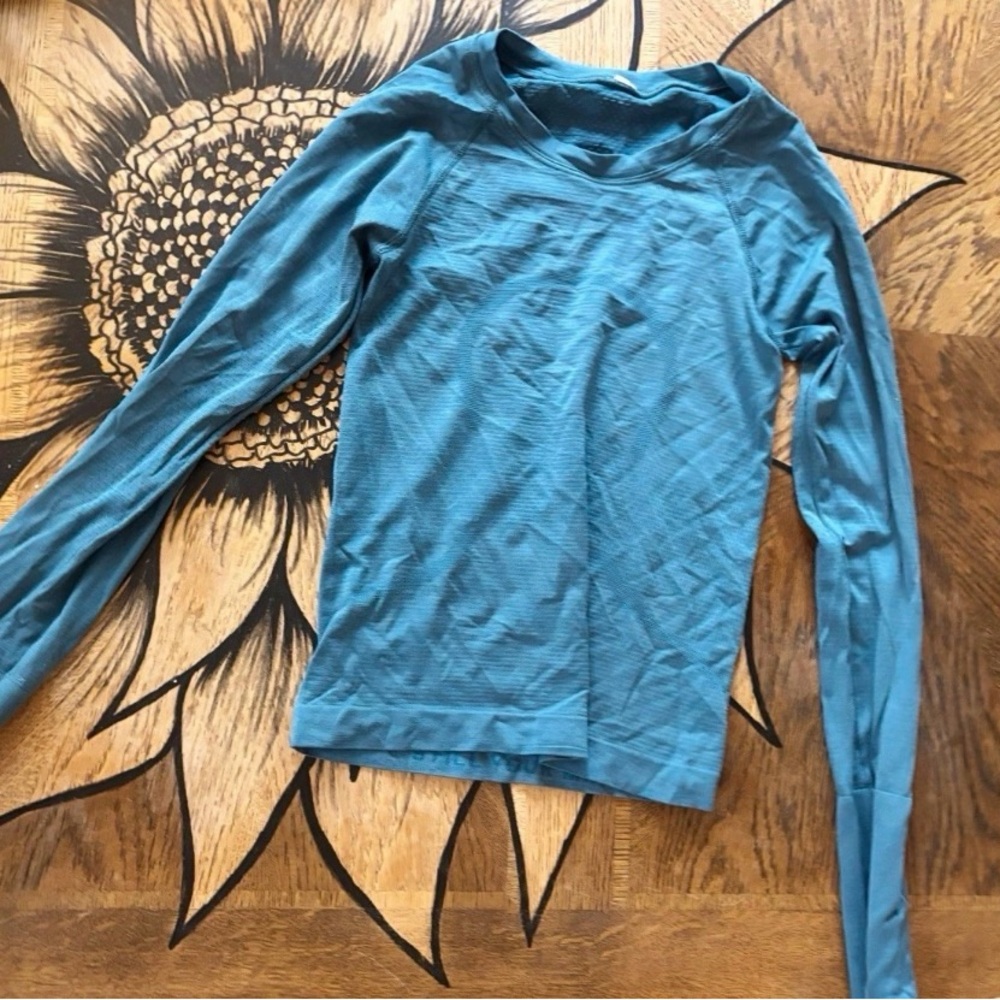 lululemon swiftly tech athletica Teal Long Sleeve Top